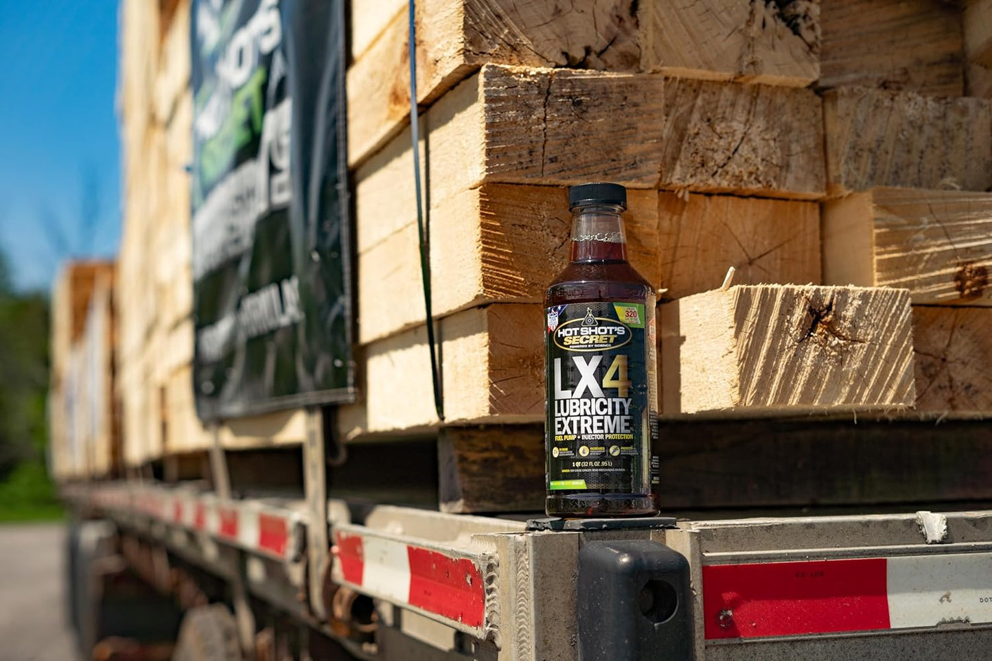 Hot Shot's Secret LX4 Lubricity Extreme – 32 Fl Oz - Fuel System Protection – Lubricates and Protects Fuel Pump and Injectors – Prevents Wear and Damage – For Gasoline or Diesel Engines